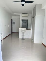 1 Canberra (D27), Condominium #577114521